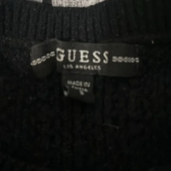 Men’s Guess knitted sweater. Size small - Picture 2 of 2